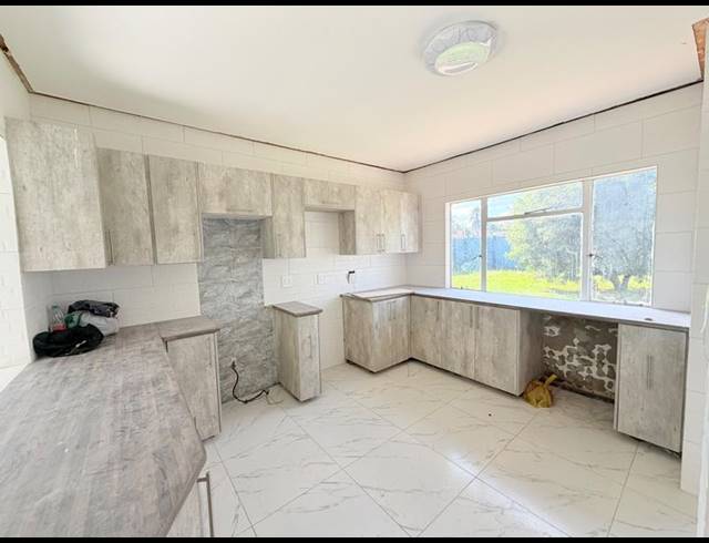 3 BEDROOM HOUSE FOR SALE IN VANDERBIJLPARK CW 6